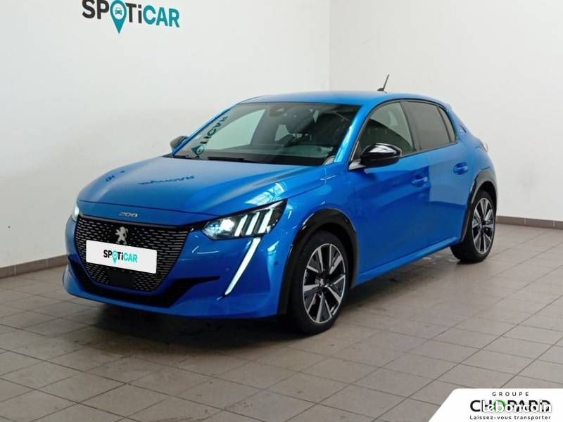 Peugeot 208 PureTech 100 S&S BVM6 GT (image 22)