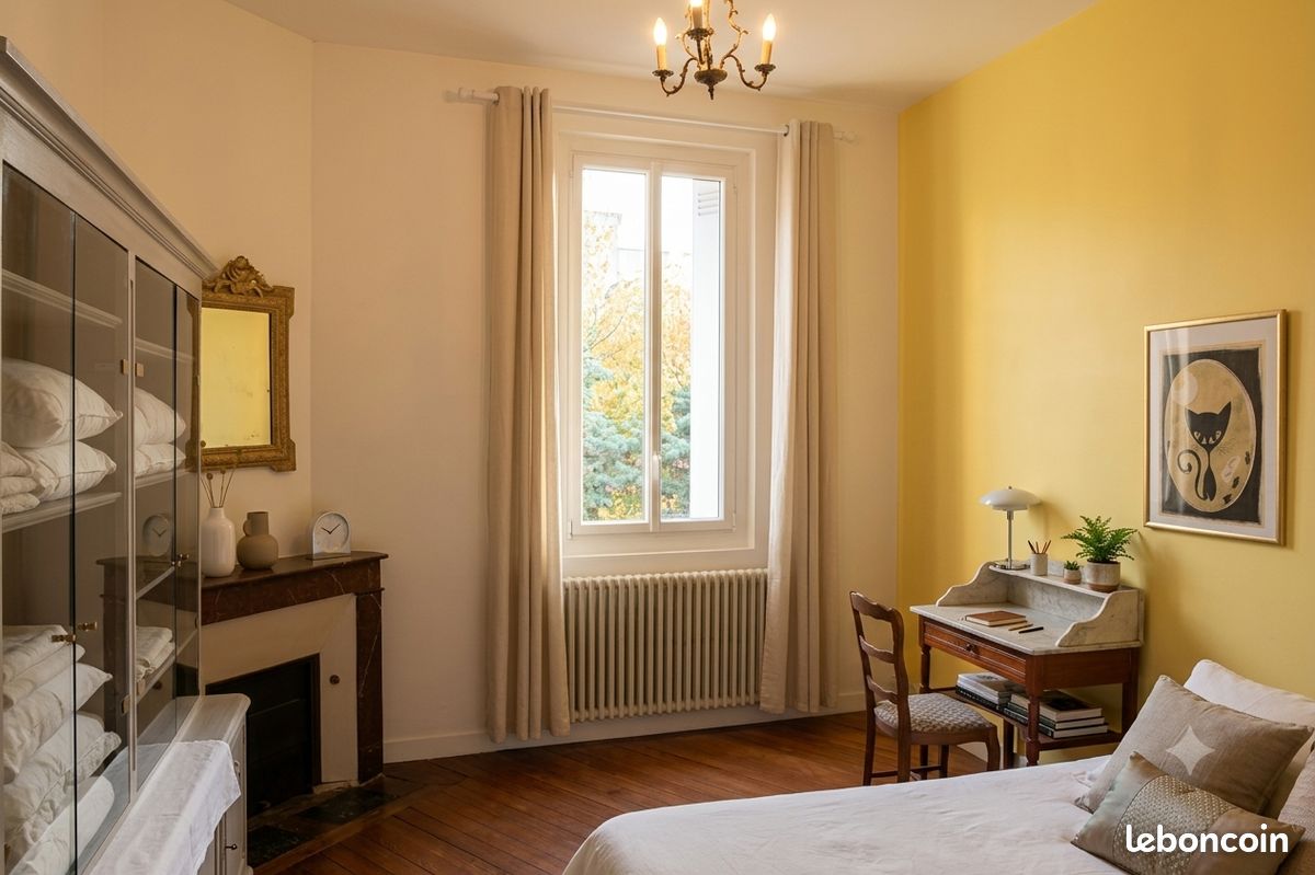 Parking 3 pièces 100 m² · à Bordeaux · 100 m² · 1 450 €/mois