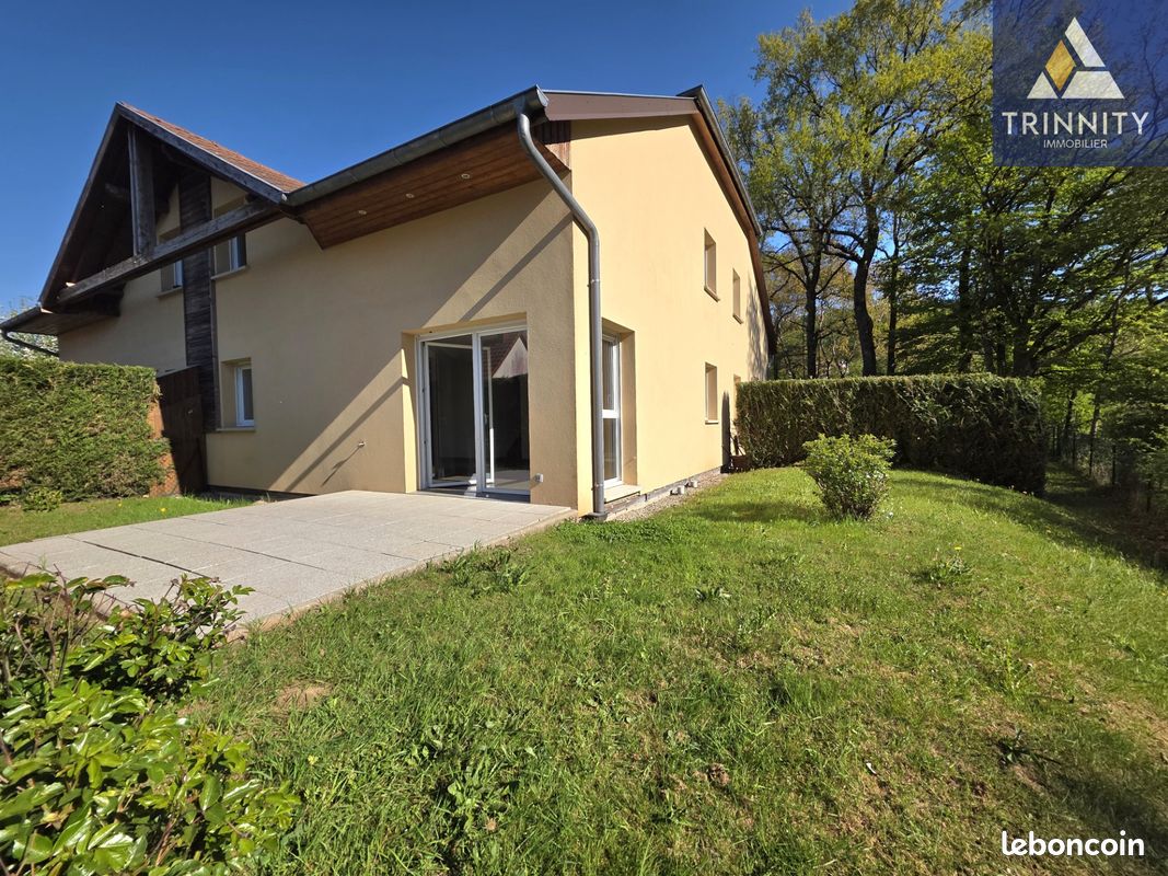 Maison 5 pièces 91 m² · à Évette-Salbert · 91 m² · 207 000 €