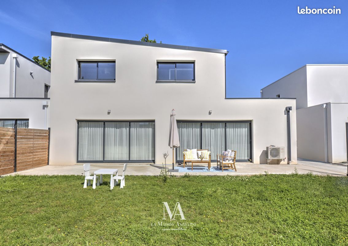 Maison 6 pièces 133 m² · à Écouflant · 133 m² · 449 000 €