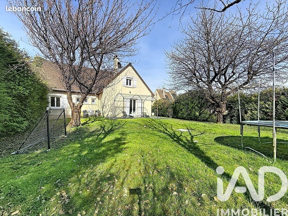 Maison 7 pièces 186 m² · à Ay-Champagne · 186 m² · 346 000 €