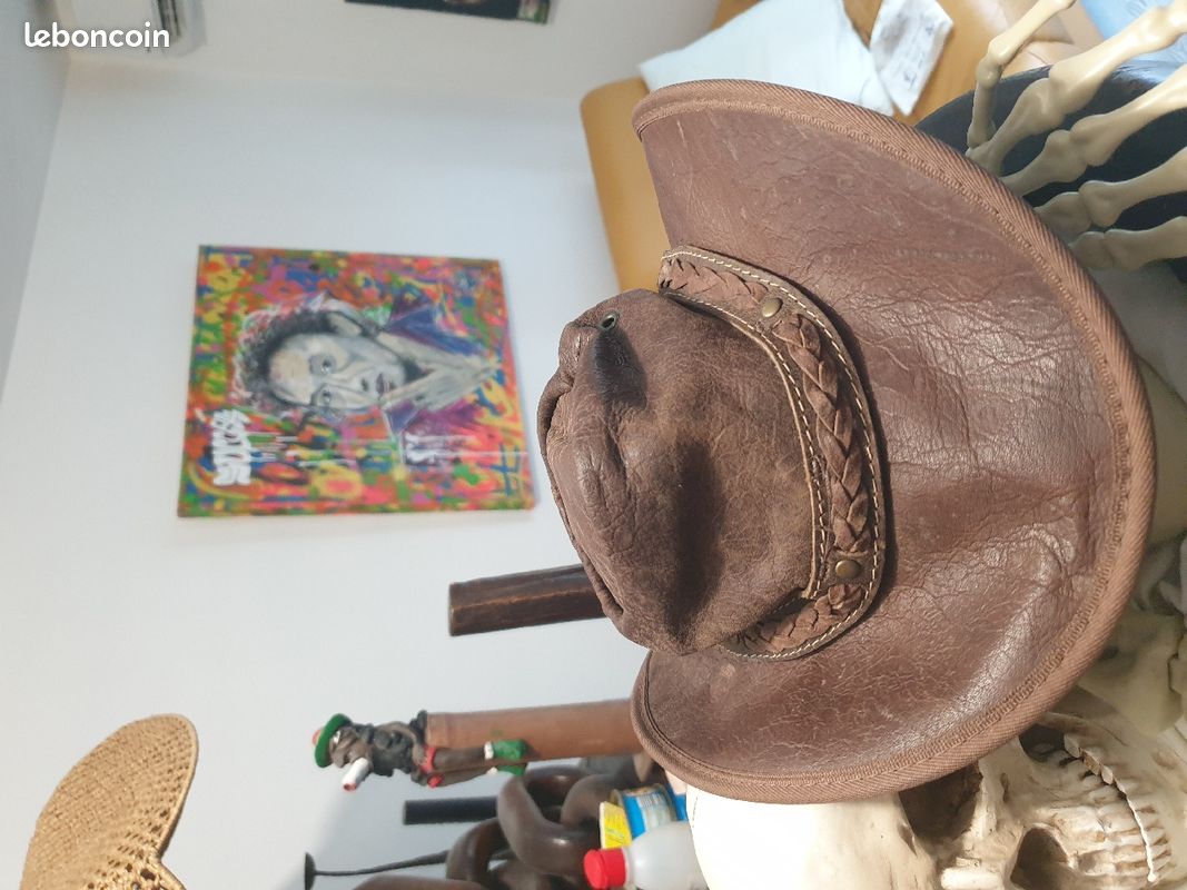 Vends véritable chapeau de barmah Madein Australia peau de kangourou (image 3)