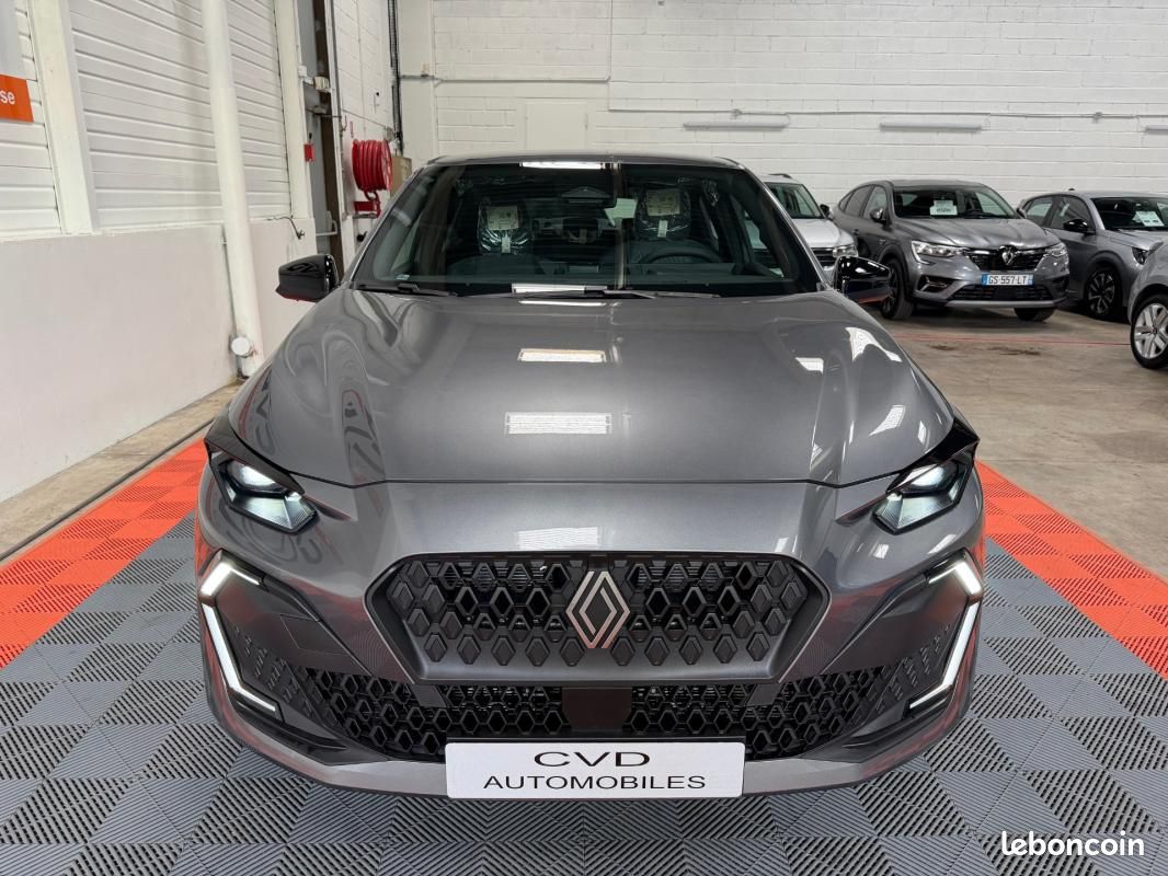 Renault Clio VI TCe 115 ch Evolution 16990 EUROS EXPORT ALGERIE MAROC TUNISIE (image 2)