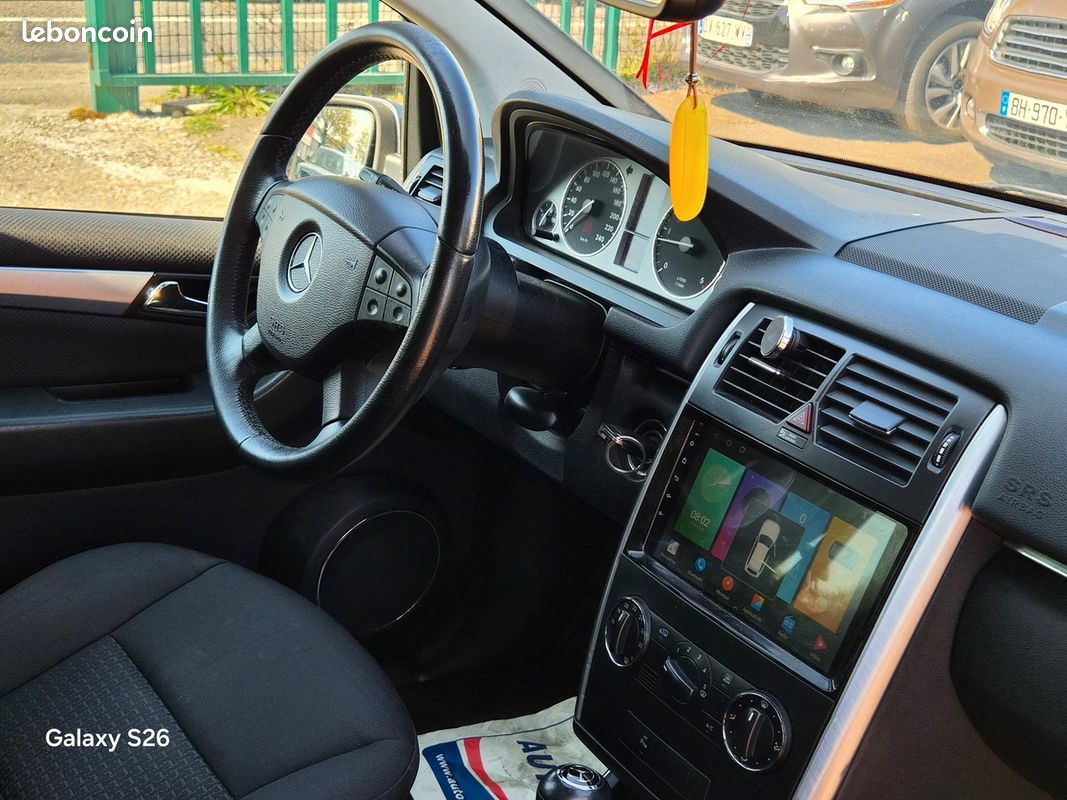 Mercedes Benz CLASSE B B180 CDI PACK DESIGN BVA - GARANTIE 12 MOIS (image 4)