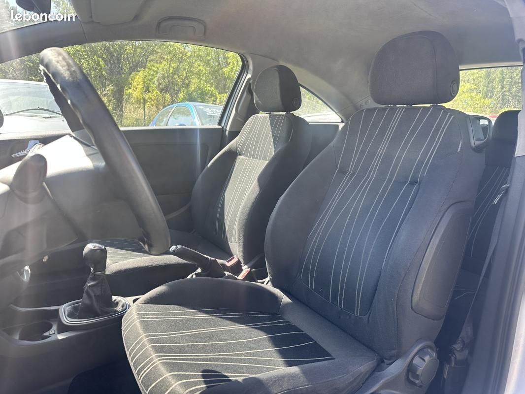 Opel Corsa 1.3 CDTI - 75 EcoFlex Essentia (image 6)