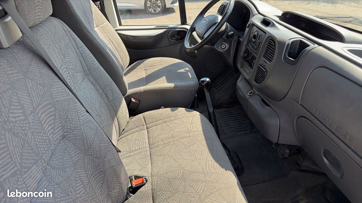 Ford Transit VU 2.0 TDdi 85 Fourgon (image 27)