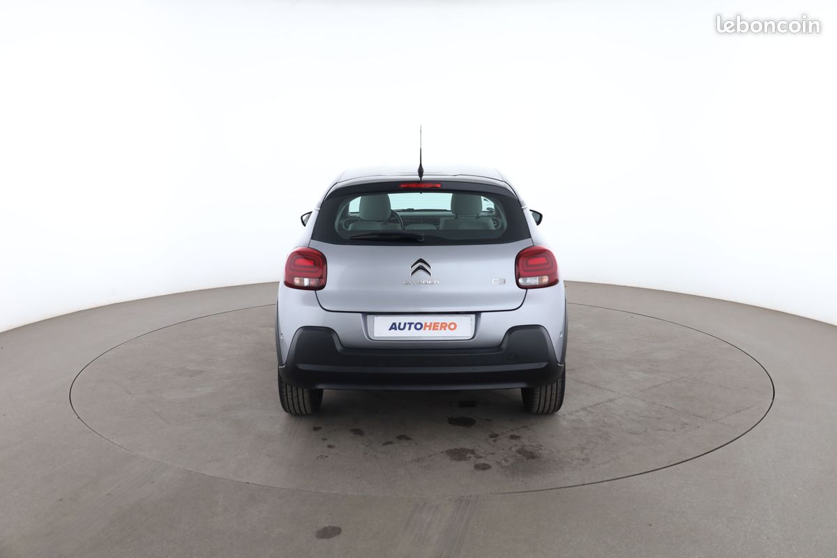 Citroen C3 1.2 PureTech Shine EAT6 110 ch (image 12)