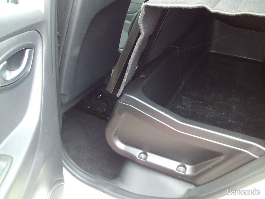 Renault CAPTUR SOCIETE 0.9 TCE 90CH BUSINESS (image 6)