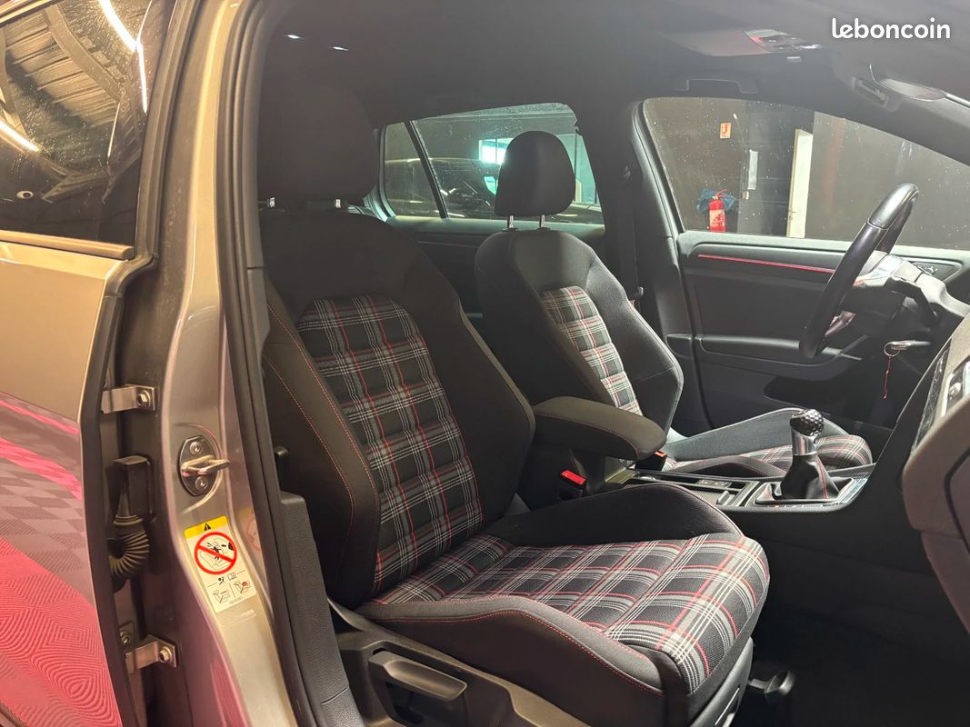 VOLKSWAGEN GOLF 2.0 TSI 230 BlueMotion Technology GTI Performance / Suivi complet (image 44)