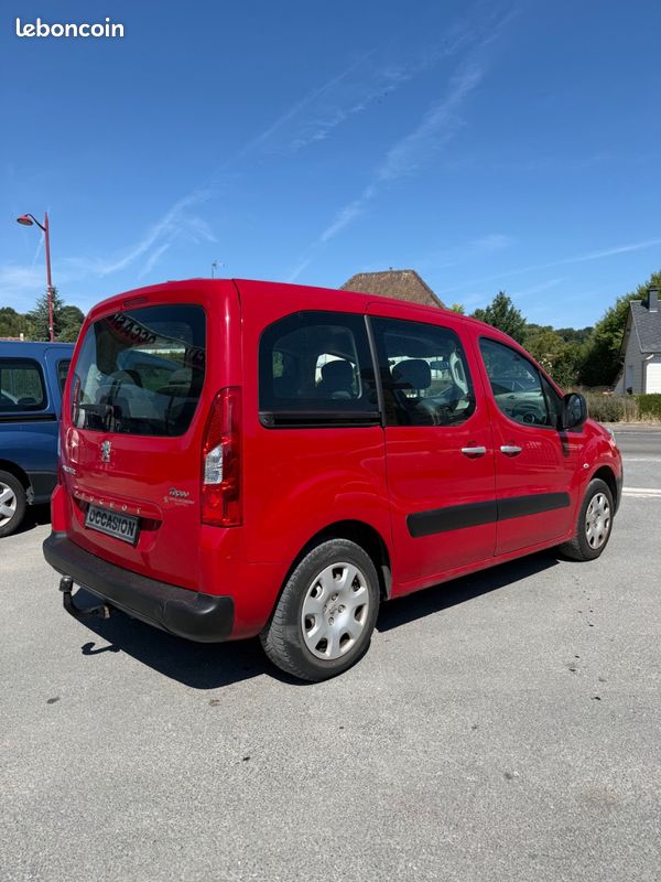 Peugeot Partner 1.6hdi 92 7 places 1ere main vehicule propre (image 6)