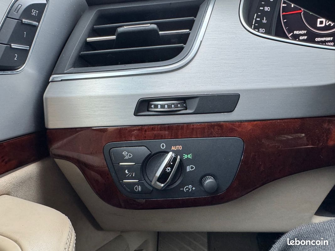 Audi q7 (image 11)