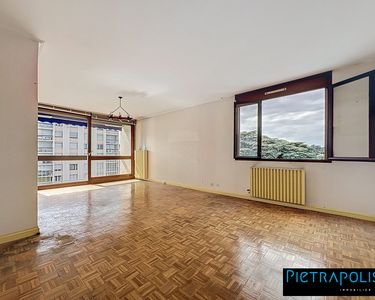 Appartement 200 500 € - 74 m²