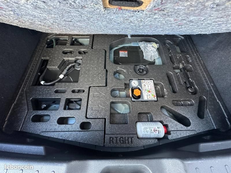 Nissan Juke 1.6 Hybrid 143ch N-Connecta 2023 (image 17)