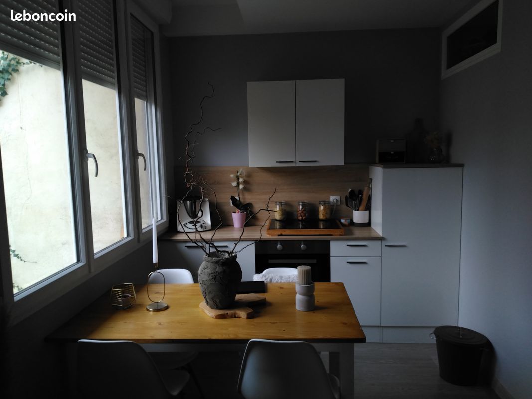 Appartement 2 pièces 34 m² · à Saint-Étienne · 34 m² · 390 €