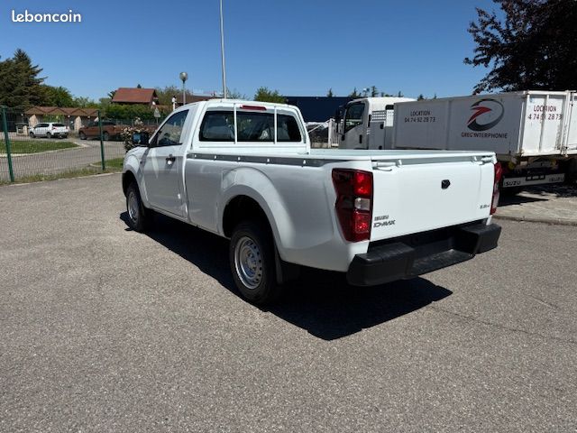 NEW ISUZU DMAX SINGLE B-STRONG 4X4 164cv Boite manuelle 30700 H.T (image 4)