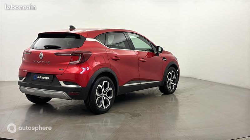 Renault Captur 1.6 E-Tech hybride 145ch Engineered (image 5)