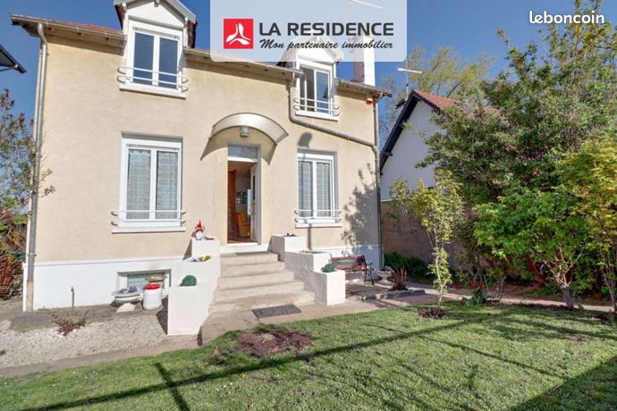 Maison 7 pièces 144 m²