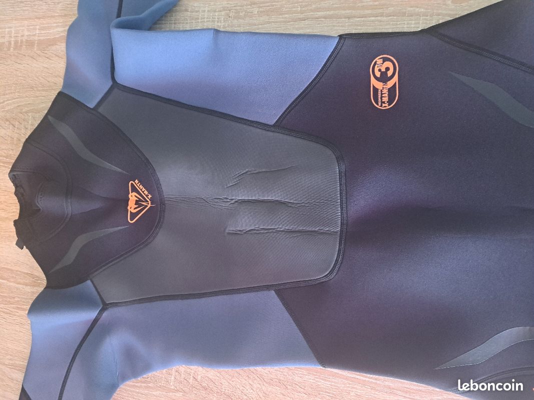 Vend combinaison.surf , plongée, natation (image 1)