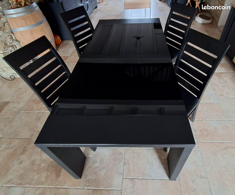 Table et chaises S A M (image 8)