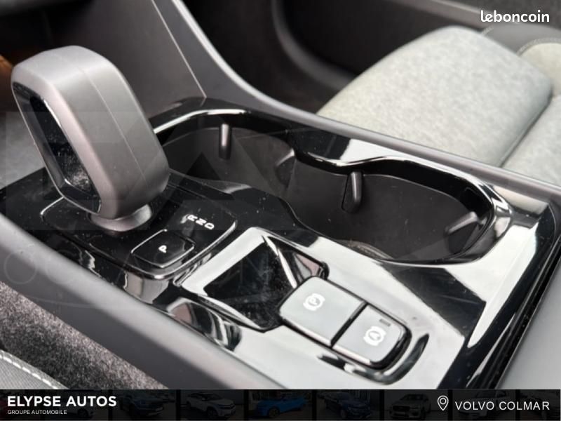 Volvo XC40 B3 163ch Plus DCT 7 (image 23)