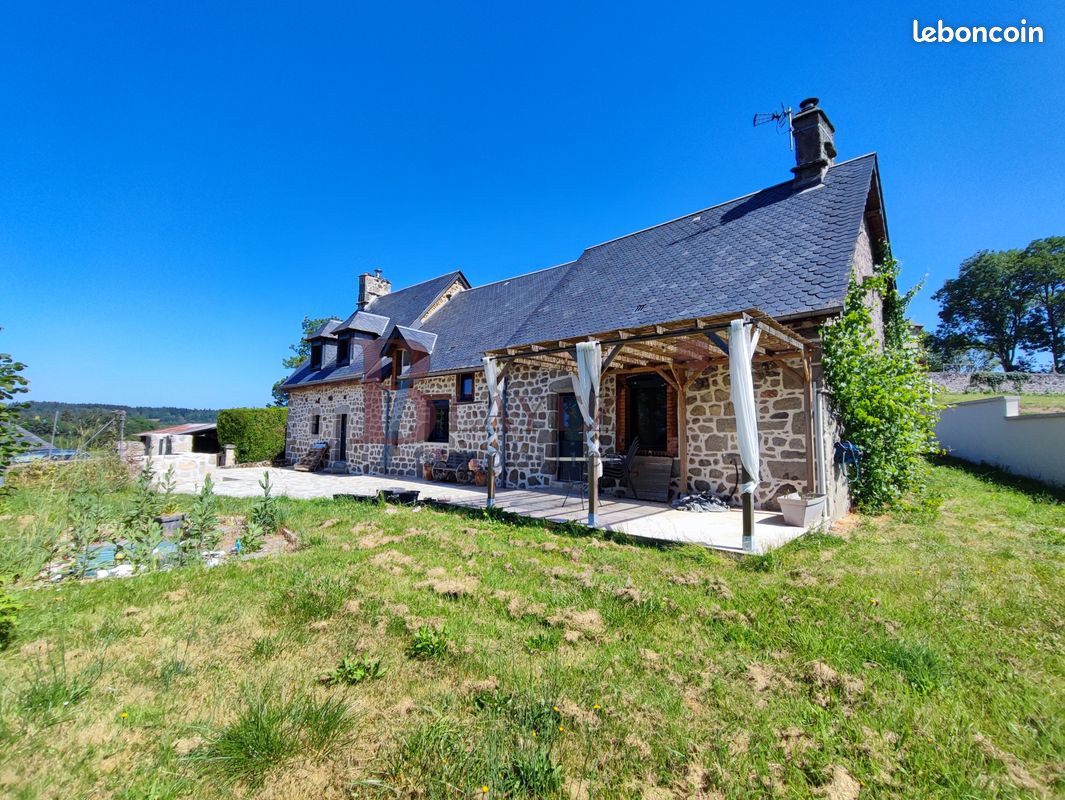 Maison 6 pièces 157 m² · à Veyrières · 157 m² · 246 100 €