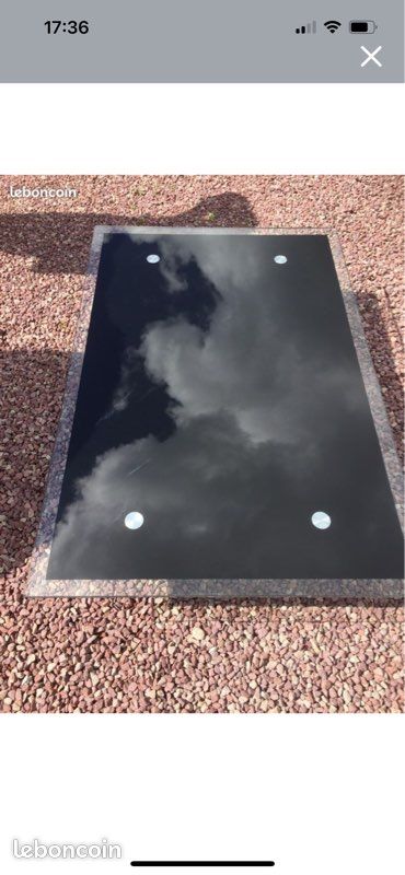 Table (image 3)