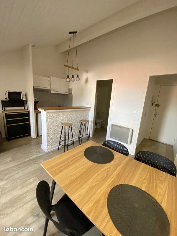 Appartement 1 pièce 27 m² · à Agen · 27 m² · 400 €