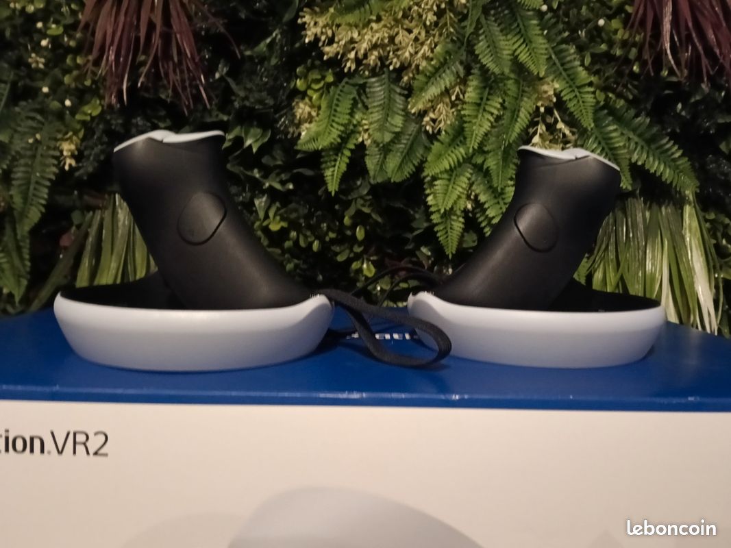 Casque VR2 Sony PlayStation VR2 PS5 + manettes – Très bon état (image 5)