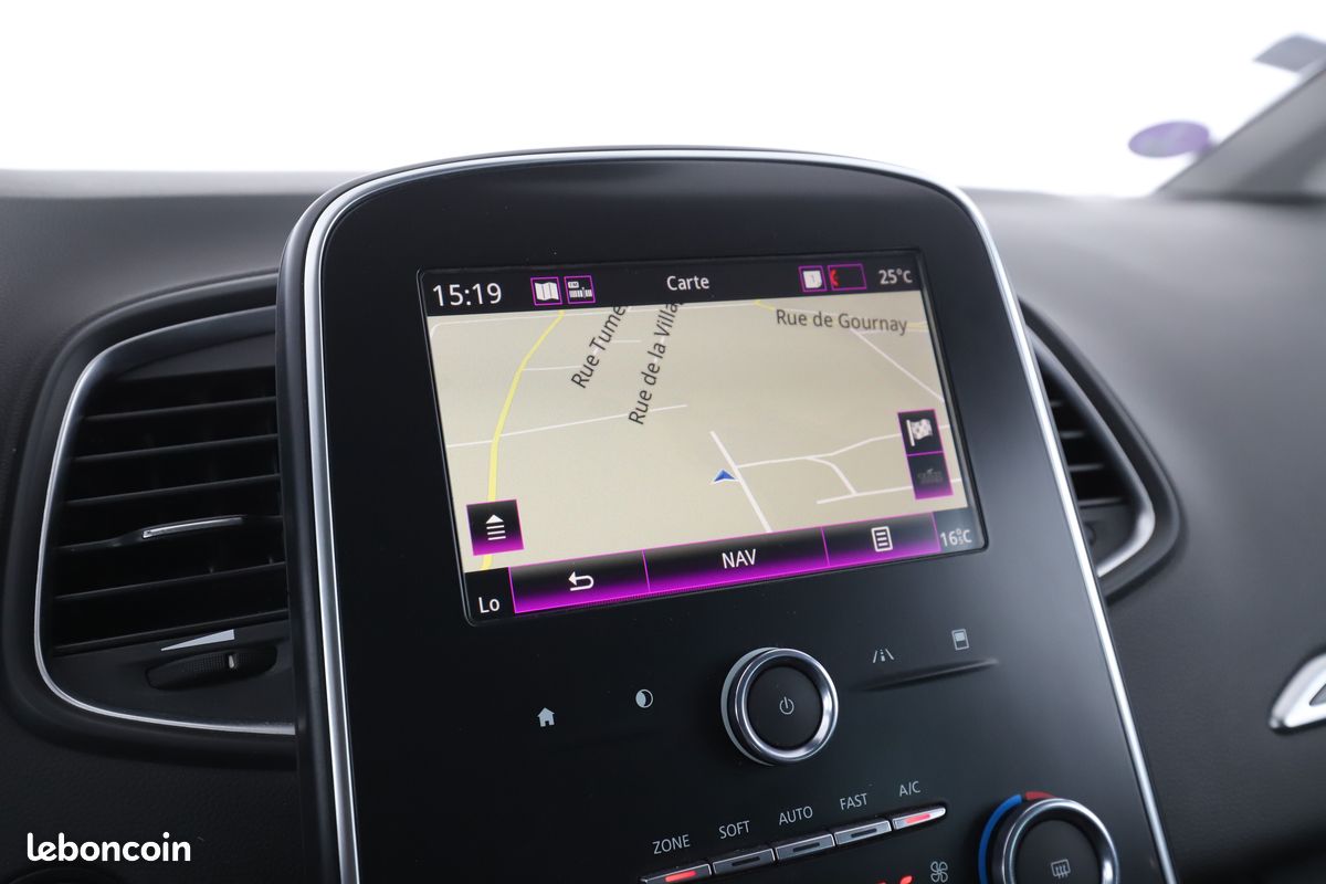 Renault Grand Scénic 1.3 TCe Business 7PL 140 ch (image 23)