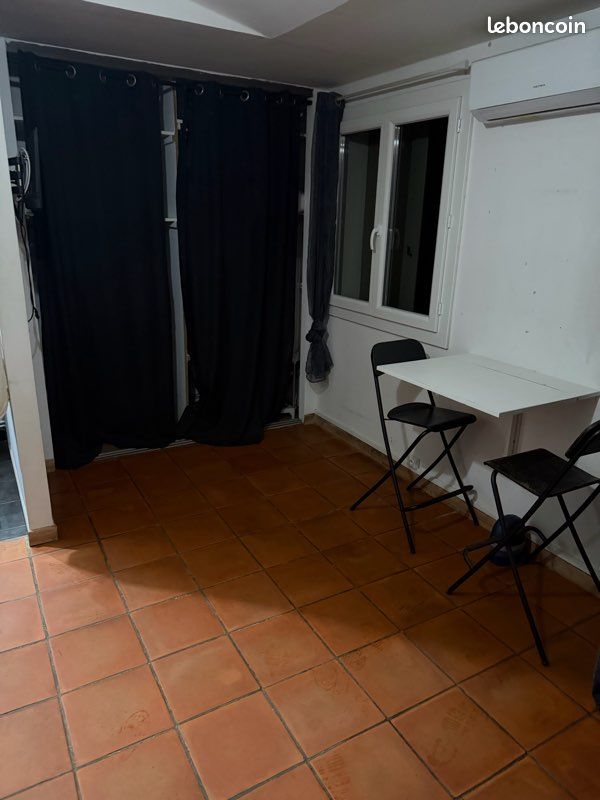 Appartement 1 pièce 18 m² · à Aix-en-Provence · 18 m² · 640 €