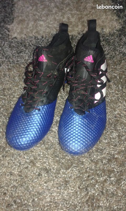 Chaussures de foot t 44 (image 1)