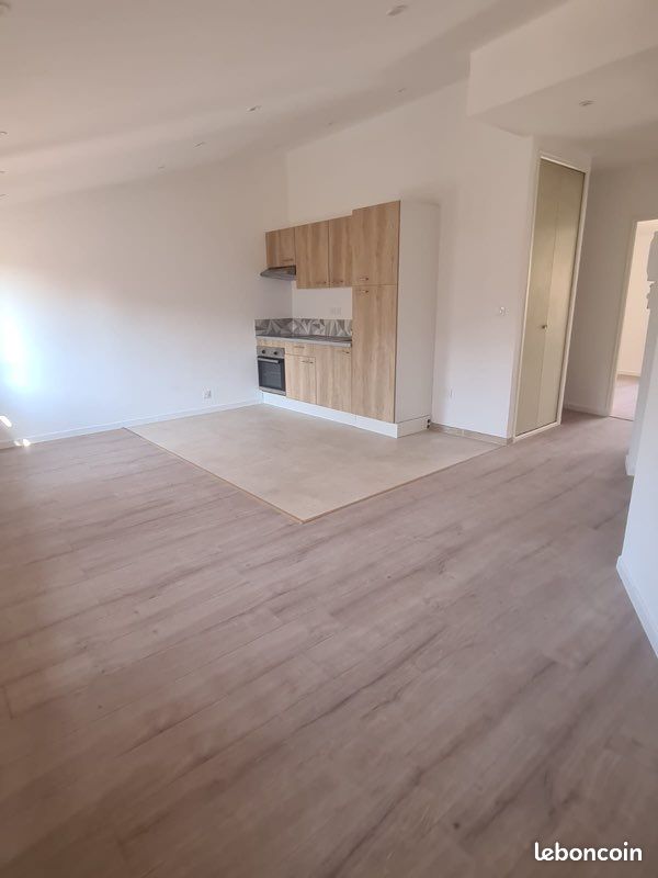 Appartement 3 pièces 55 m² · à Manosque · 55 m² · 780 €