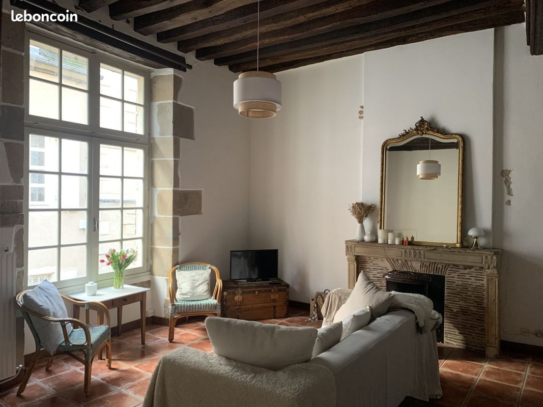 Appartement a louer nevers - 4 pièce(s) - 103 m2 - Surfyn