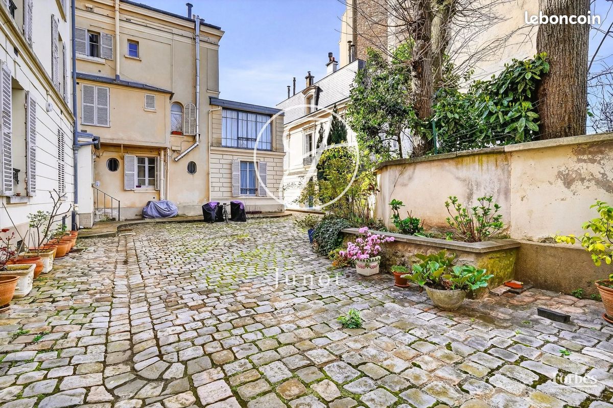 Appartement 2 pièces 31 m² · à Versailles · 31 m² · 249 000 €