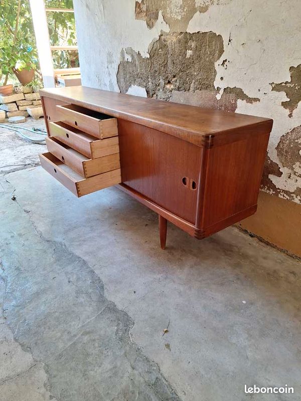Buffet / Enfilade en teck Marque Bramin, Danemark, années 1960 (image 1)