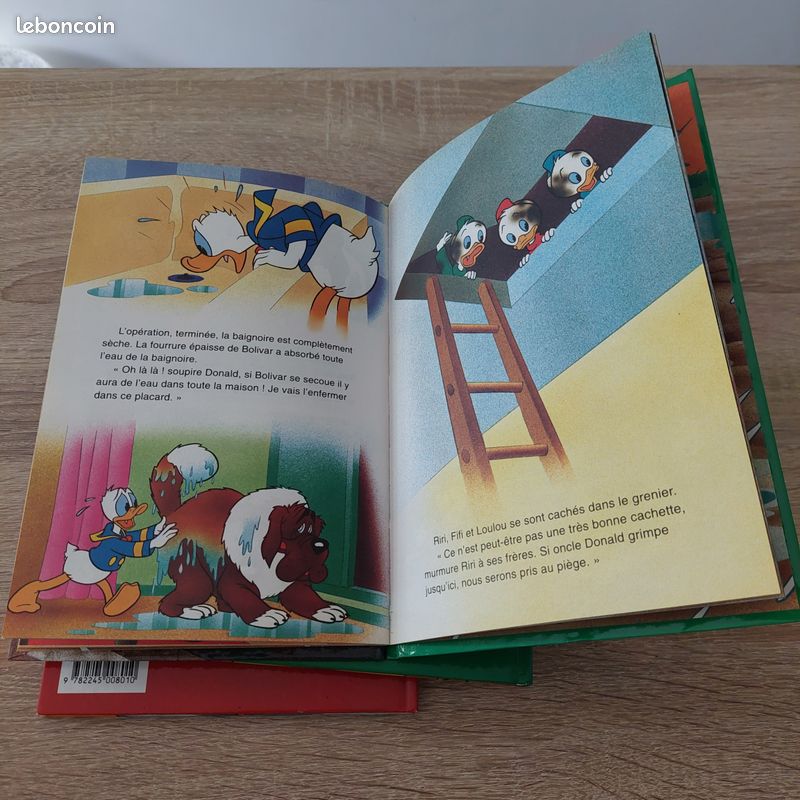 LOT DE 4 LIVRES DISNEY : Aventures à Disneyland Paris, Le Noël d’Oncle Picsou, La surprise de Noël et Trois neveux très malins (image 2)