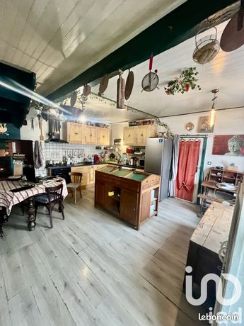 Maison 6 pièces 255 m²