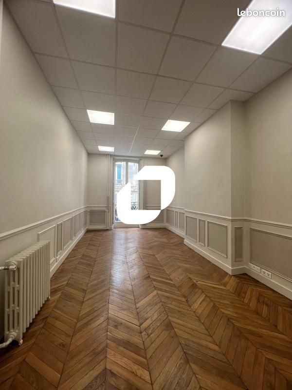 Bureau 328 m² (image 19)