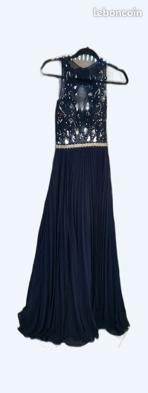 Robe de réception Neuve (image 1)
