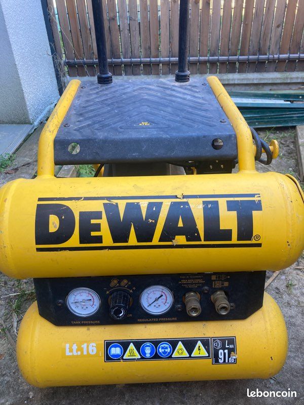 Compresseur 16L DEWALT - DPC16PS-QS (image 1)