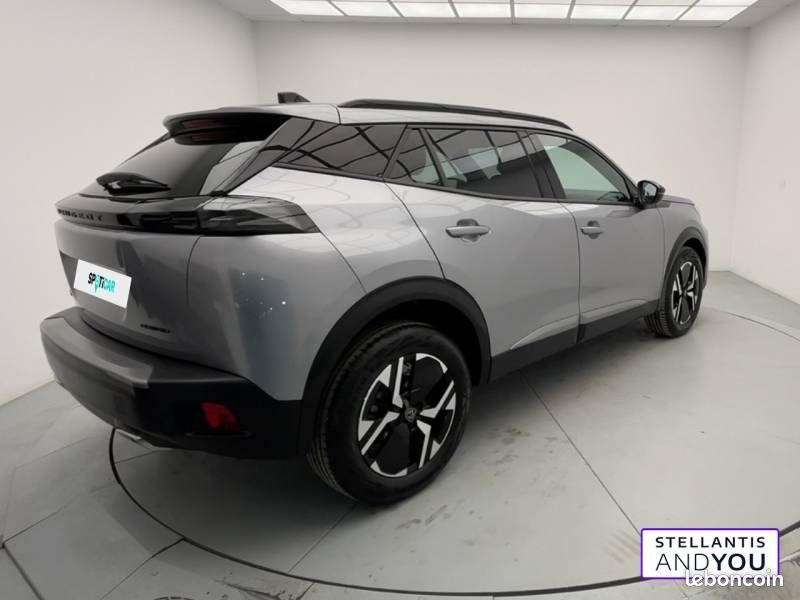 Peugeot 2008 Hybrid 145 ch e-DCS6 Allure (image 5)