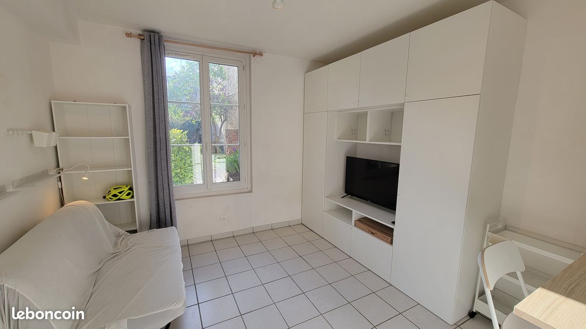 Appartement 1 pièce 18 m² · à Orléans · 18 m² · 450 €/mois