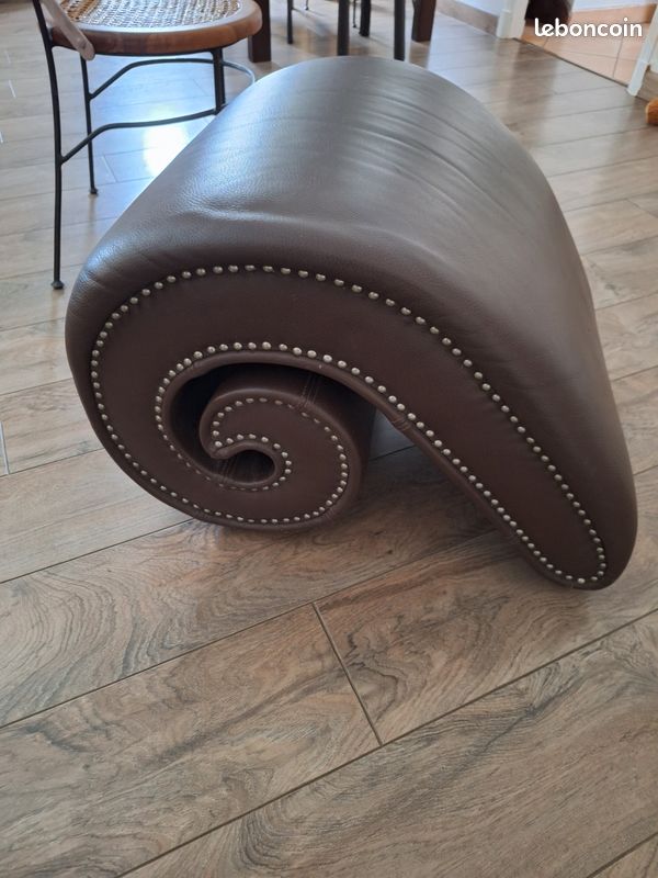 Superbe pouf / repose-pieds design (image 1)