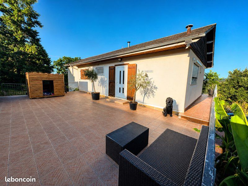 Maison 6 pièces 173 m² · à Bourg-le-Comte · 173 m² · 209 000 €