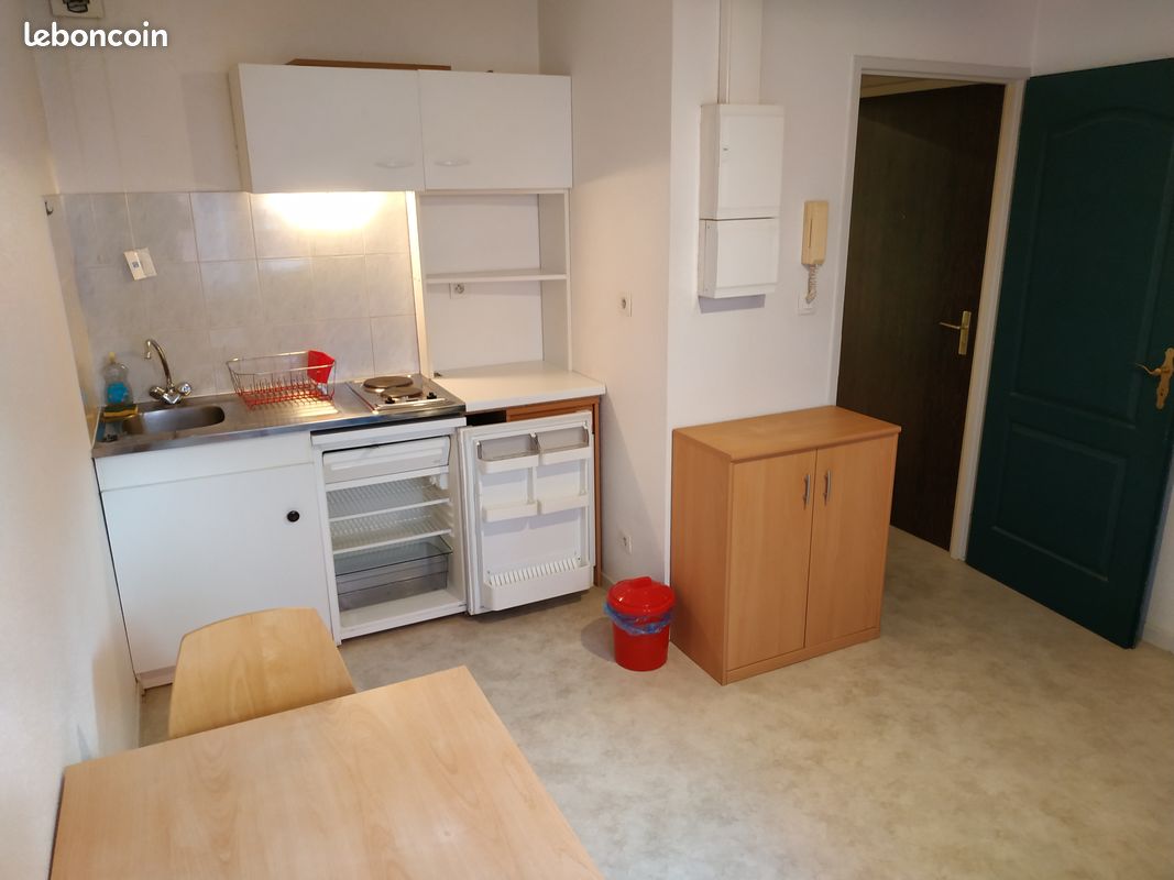 Appartement 1 pièce 18 m² · à Besançon · 18 m² · 420 €