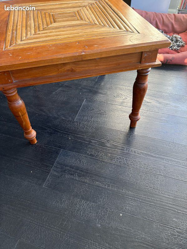 Petite Table (image 4)