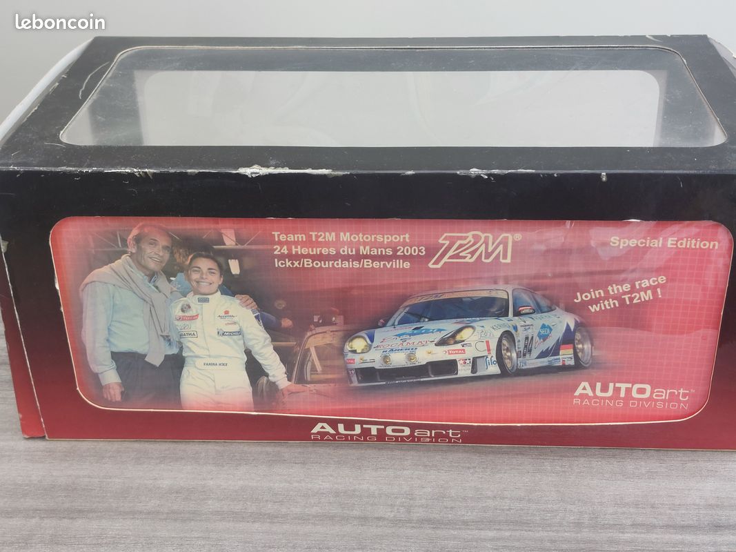 AUTOART 80972 Scale 1/18 | PORSCHE 911 997 GT3RSR FIA-GT N 75 LE MANS