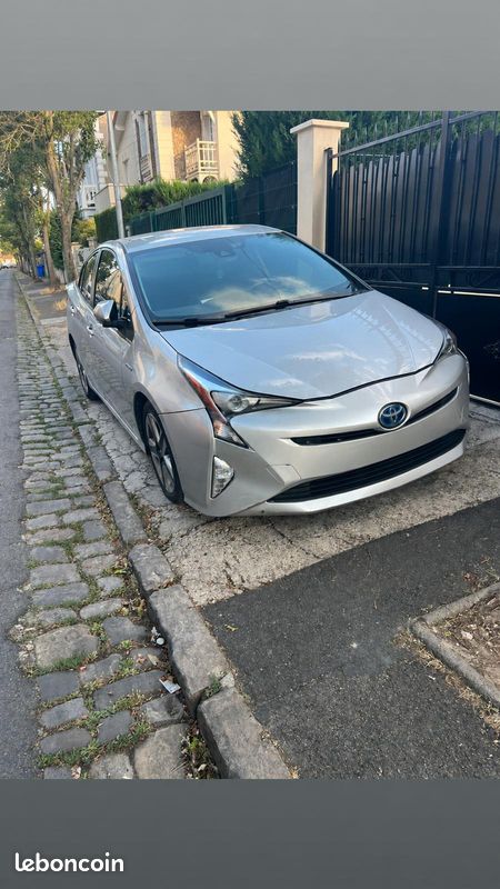 Toyota prius 4 hybride (image 1)