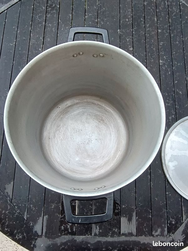 Marmite aluminium 30 cm (image 3)