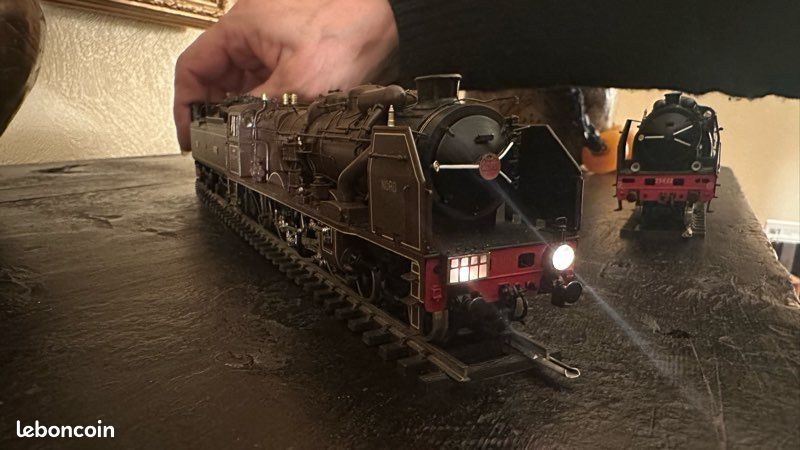 A Fulgurex 'O' gauge electrically powered model railway locomotive and tender, 'SNCF 231.C.66', the